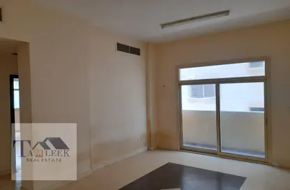 Empty Room image for: Apartment - 2 Bedrooms - 2 Bathrooms for rent in Al Jurf 2 - Al Jurf - Ajman Downtown - Ajman, Image 1