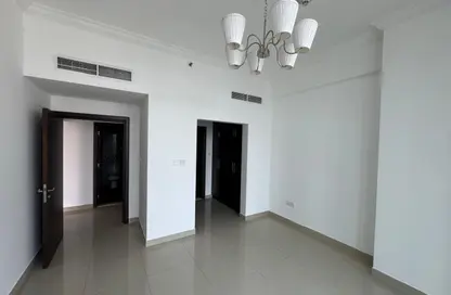 Apartment - 1 Bedroom - 2 Bathrooms for rent in Fairview Residency - Business Bay - Dubai