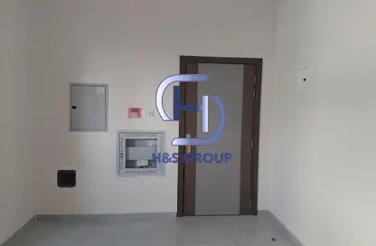 Apartment - Studio - 1 Bathroom for rent in Fire Station Road - Muwaileh - Sharjah