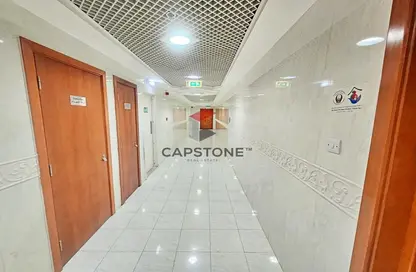 Apartment - 4 Bedrooms - 5 Bathrooms for rent in Corniche Road - Abu Dhabi
