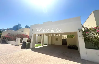 Villa - 5 Bedrooms - 6 Bathrooms for rent in Meadows 2 - Meadows - Dubai
