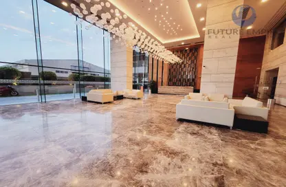 Apartment - 2 Bedrooms - 4 Bathrooms for rent in Airport Road Area - Al Garhoud - Dubai