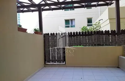 شقة - غرفة نوم - 1 حمام للايجار في الظفرة 3 - الظفرة - جرينز - دبي