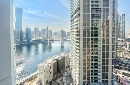 شقة - 1 حمام للايجار في بنينسولا ثري - بنينسولا - الخليج التجاري - دبي