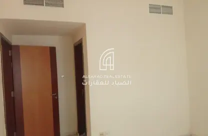 شقة - 2 غرف نوم - 2 حمامات للايجار في شارع التعاون الجديد - التعاون - الشارقة شقة - 2 غرف نوم - 2 حمامات للايجار في شارع التعاون الجديد - التعاون - الشارقة