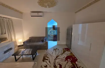 Villa - Studio - 1 Bathroom for rent in Mohamed Bin Zayed City - Abu Dhabi