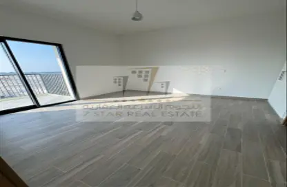 Empty Room image for: Apartment - 1 Bedroom - 2 Bathrooms for sale in Maryam Island - Sharjah, Image 1