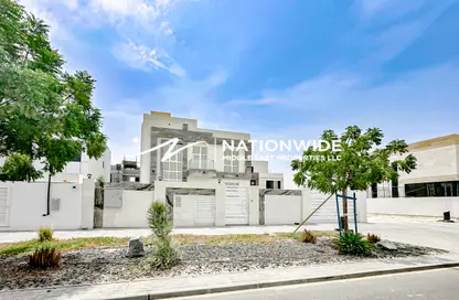Villa - 4 Bedrooms - 5 Bathrooms for sale in Alreeman - Al Shamkha - Abu Dhabi