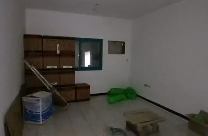 Apartment - 1 Bedroom - 1 Bathroom for rent in Al Butina 9 Building - Al Butina - Sharjah Apartment - 1 Bedroom - 1 Bathroom for rent in Al Butina 9 Building - Al Butina - Sharjah
