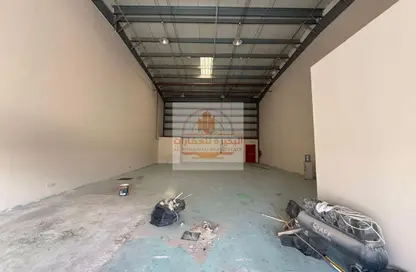 مستودع - استوديو - 1 حمام للايجار في الصجعة الصناعية - آلصجعه - الشارقة