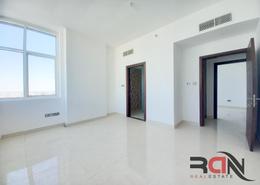Apartment - 2 bedrooms - 3 bathrooms for rent in Khalidiya Centre - Cornich Al Khalidiya - Al Khalidiya - Abu Dhabi