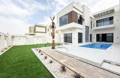 Villa - 5 Bedrooms - 7 Bathrooms for sale in Al Hooshi Villas - Hoshi - Al Badie - Sharjah