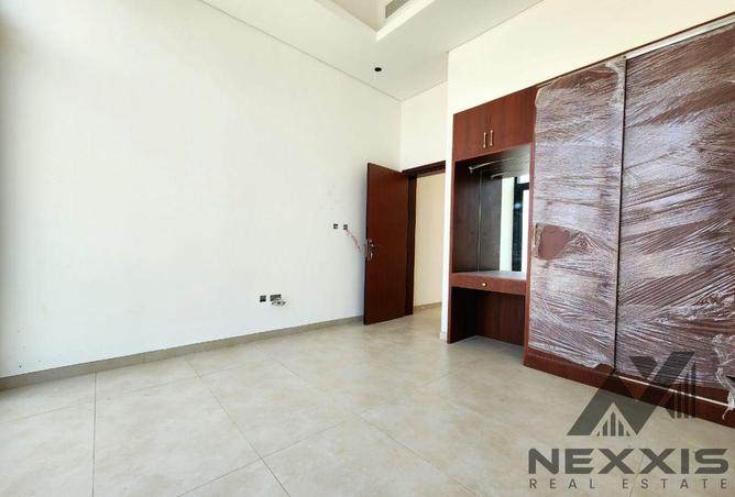 15806749 - صورة العقار 2