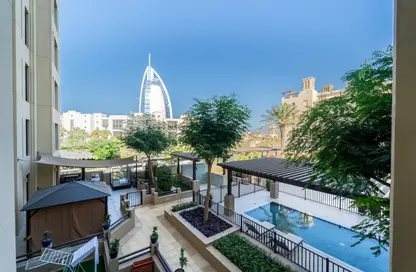 Apartment - 4 Bedrooms - 4 Bathrooms for sale in Lamtara 2 - Madinat Jumeirah Living - Umm Suqeim - Dubai