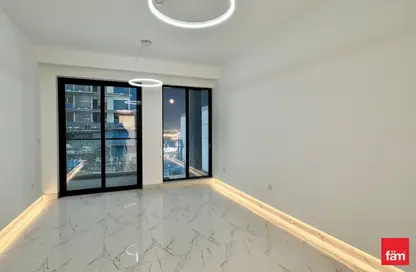 Apartment - 1 Bedroom - 2 Bathrooms for rent in Lumina Vista Residences - Jumeirah Village Circle - Dubai