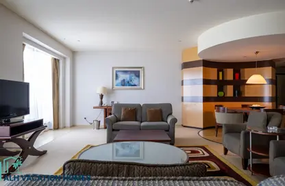 Hotel  and  Hotel Apartment - 3 Bedrooms - 4 Bathrooms for rent in Shangri-La Hotel - Sheikh Zayed Road - Dubai