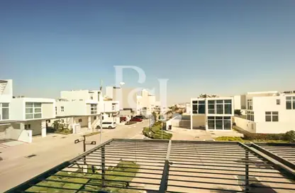 Townhouse - 3 Bedrooms - 4 Bathrooms for sale in Trixis - The Roots DAMAC Hills 2 - Damac Hills 2 - Dubai