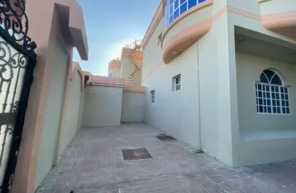 Villa - 3 Bedrooms - 4 Bathrooms for rent in Al Rumaila - Ajman