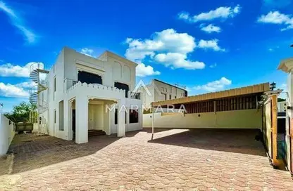 Villa - 4 Bedrooms - 5 Bathrooms for rent in Jumeirah 3 Villas - Jumeirah 3 - Jumeirah - Dubai