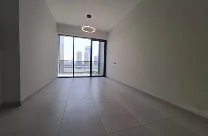 شقة - غرفة نوم - 2 حمامات للايجار في الأمل تاور - مدينة دبي الرياضية - دبي