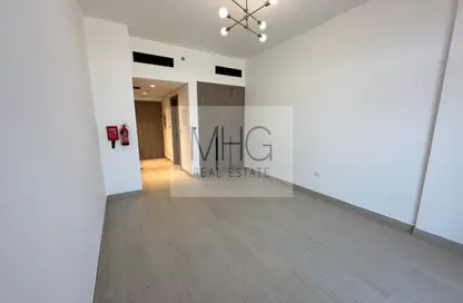 Apartment - Studio - 1 Bathroom for rent in Laya Heights - Dubai Studio City - Dubai
