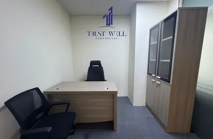 Office Space - Studio - 4 Bathrooms for rent in Al Sawari Tower - Al Khalidiya - Abu Dhabi