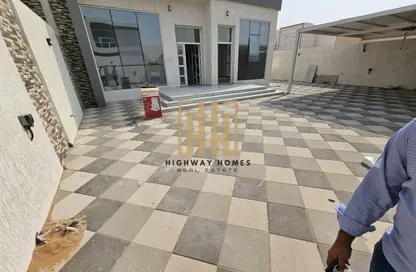 Villa - 5 Bedrooms - 7 Bathrooms for rent in Hoshi 1 - Hoshi - Al Badie - Sharjah