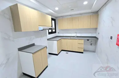 Apartment - 2 Bedrooms - 3 Bathrooms for rent in Muwaileh 29 Building - Muwaileh - Sharjah