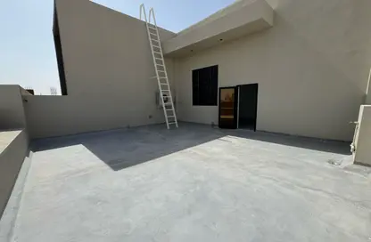 شقة - 3 غرف نوم - 3 حمامات للايجار في مدينة الرياض - أبوظبي
