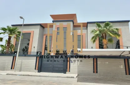 Villa - 6 Bedrooms - 7+ Bathrooms for rent in Al Jazzat - Al Riqqa - Sharjah