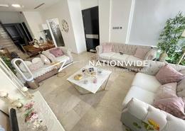 صورةغرفة المعيشة لـ: تاون هاوس - 4 غرف نوم - 6 حمامات للبيع في ويستار ريفليكشتز - قرية الجميرا سركل - دبي, صورة 1