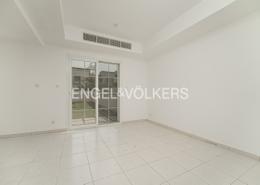 Empty Room image for: Villa - 2 bedrooms - 3 bathrooms for rent in Springs 14 - The Springs - Dubai, Image 1