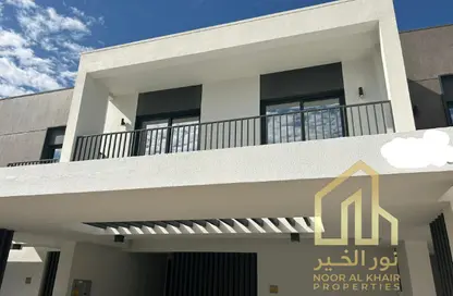 Villa - 3 Bedrooms - 4 Bathrooms for rent in Greenviews 2 - EMAAR South - Dubai South (Dubai World Central) - Dubai Villa - 3 Bedrooms - 4 Bathrooms for rent in Greenviews 2 - EMAAR South - Dubai South (Dubai World Central) - Dubai