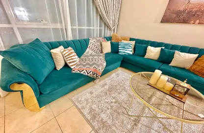 Apartment - 1 Bedroom - 2 Bathrooms for rent in Beach Tower 1 - Al Khan Lagoon - Al Khan - Sharjah