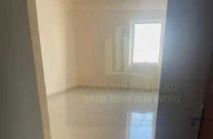 Apartment - 2 Bedrooms - 2 Bathrooms for rent in Al Jurf 2 - Al Jurf - Ajman Downtown - Ajman