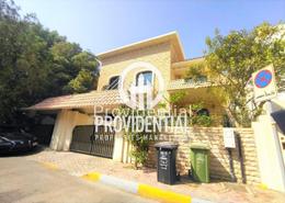 Villa - 4 bedrooms - 5 bathrooms for rent in Corniche Road - Abu Dhabi