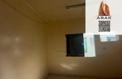 سكن عمال - استوديو - 8 حمامات للبيع في 1 الجرف - الجرف - عجمان وسط المدينة - عجمان