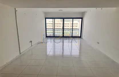 Apartment - 3 Bedrooms - 3 Bathrooms for rent in Mankhool - Bur Dubai - Dubai