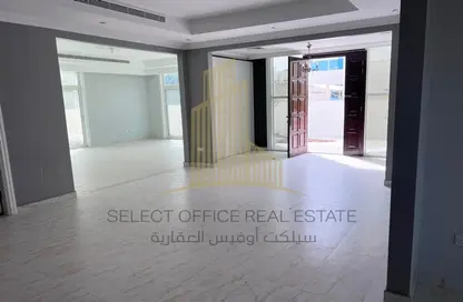 Empty Room image for: Villa - 5 Bedrooms - 7 Bathrooms for rent in Al Manhal - Abu Dhabi, Image 1