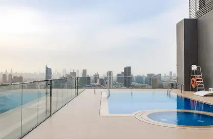 شقة - 1 حمام للايجار في الأمل تاور - مدينة دبي الرياضية - دبي