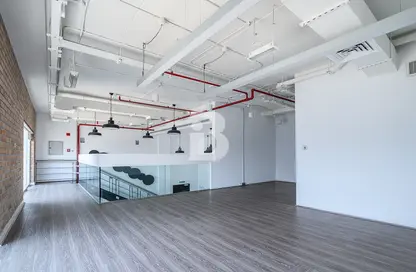 Office Space - Studio - 2 Bathrooms for rent in The LOFT Office 2 - The LOFT Offices - Dubai Media City - Dubai