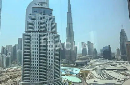 Apartment - 3 Bedrooms - 4 Bathrooms for rent in Boulevard Point - Downtown Dubai - Dubai