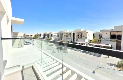 Balcony image for: Townhouse - 4 Bedrooms - 4 Bathrooms for sale in Silver Springs 1 - Silver Springs - DAMAC Hills - Dubai, Image 1