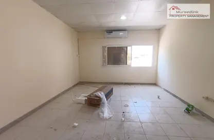 Apartment - 1 Bathroom for rent in W9 - Al Khalidiya - Abu Dhabi