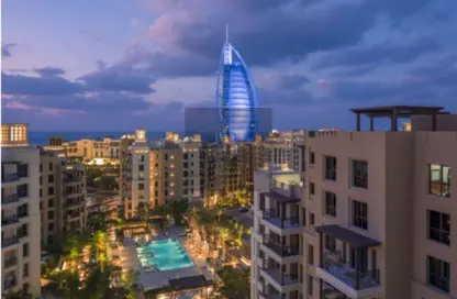 Apartment - 2 Bedrooms - 2 Bathrooms for sale in Madinat Jumeirah Living - Umm Suqeim - Dubai
