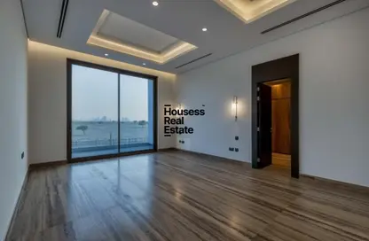 Empty Room image for: Villa - 5 Bedrooms - 5 Bathrooms for rent in Al Barsha South 2 - Al Barsha South - Al Barsha - Dubai, Image 1