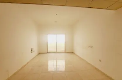 Apartment - 1 Bedroom - 2 Bathrooms for rent in Fire Station Road - Muwaileh - Sharjah