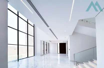 Villa - 5 Bedrooms - 5 Bathrooms for rent in Al Aweer 1 - Al Aweer - Dubai