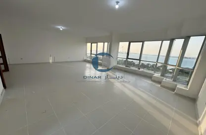 Empty Room image for: Apartment - 3 Bedrooms - 4 Bathrooms for rent in Al Sawari Tower - Al Khalidiya - Abu Dhabi, Image 1