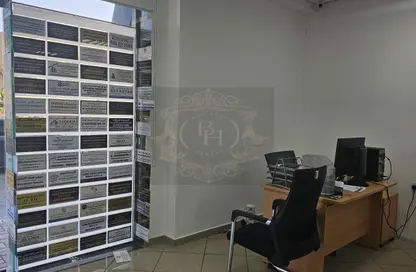 Co-working space - Studio - 4 Bathrooms for rent in Al Nafoora 1 building - Al Rawda 2 - Al Rawda - Ajman